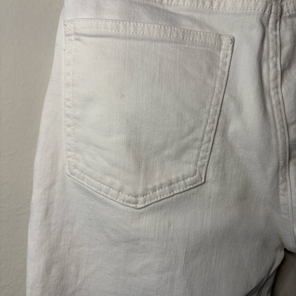 GAP Mid Rise Girlfriend Jeans, White, Size 26 / 2 Regular | Retail $80 #725278 - Picture 11 of 16